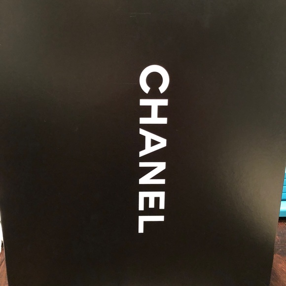 CHANEL Perforated Grained Calfskin Shopping Tote - Picture 8 of 8